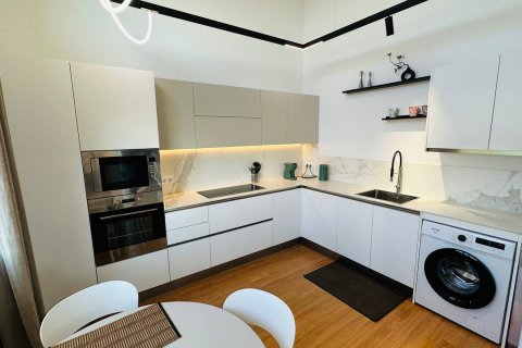 Villa de 7 dormitorios en venta en Lloret de Mar, Gerona, Cataluña, Spain № 1794 - foto 11
