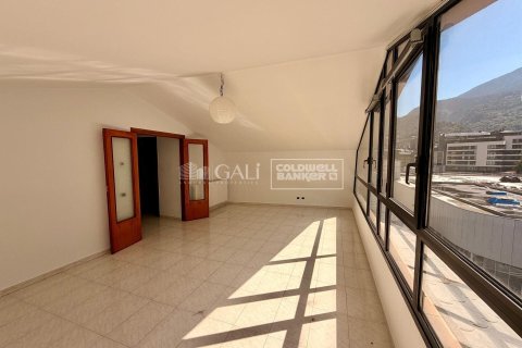 2 bedrooms apartment for rent in Principado De Andorra (Ninguna Poblacion Tiene C.P.), Lleida, Catalonia, Spain № 7686 - photo 16