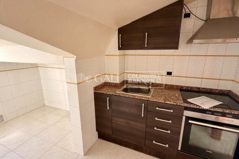 2 bedrooms apartment for rent in Principado De Andorra (Ninguna Poblacion Tiene C.P.), Lleida, Catalonia, Spain № 7686 - photo 12