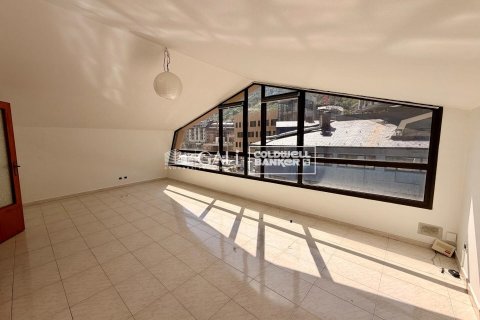 2 bedrooms apartment for rent in Principado De Andorra (Ninguna Poblacion Tiene C.P.), Lleida, Catalonia, Spain № 7686 - photo 18
