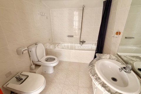 2 bedrooms apartment for rent in Principado De Andorra (Ninguna Poblacion Tiene C.P.), Lleida, Catalonia, Spain № 7686 - photo 4