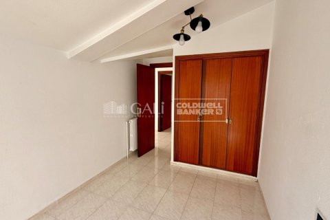 2 bedrooms apartment for rent in Principado De Andorra (Ninguna Poblacion Tiene C.P.), Lleida, Catalonia, Spain № 7686 - photo 6