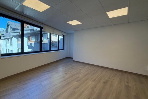 Снять в аренду офис в Андорра, Испания 168м², № 7689 - фото 6