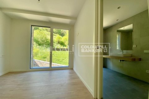 3 bedrooms apartment for rent in Principado De Andorra (Ninguna Poblacion Tiene C.P.), Lleida, Catalonia, Spain № 7685 - photo 19