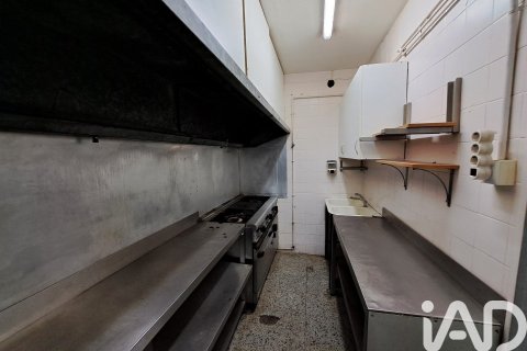 67 sq.m. bar for rent in Santa Coloma de Gramenet, Barcelona, Catalonia, Spain № 5116 - photo 7