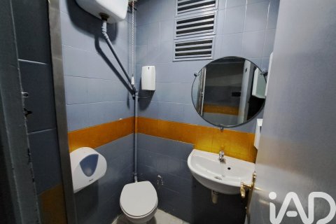 67 sq.m. bar for rent in Santa Coloma de Gramenet, Barcelona, Catalonia, Spain № 5116 - photo 9