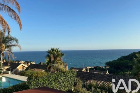 3 bedrooms house for rent in Arenys de Mar, Barcelona, Catalonia, Spain № 5117 - photo 25
