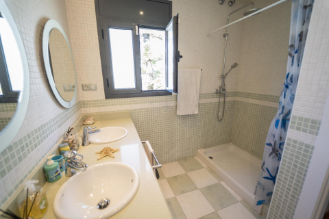 Сasa de 4 dormitorios en venta en Coma-Ruga, Tarragona, Cataluña, Spain № 1593 - foto 6