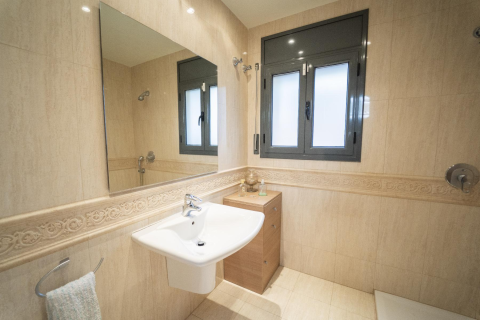 Сasa de 4 dormitorios en venta en Coma-Ruga, Tarragona, Cataluña, Spain № 1593 - foto 24