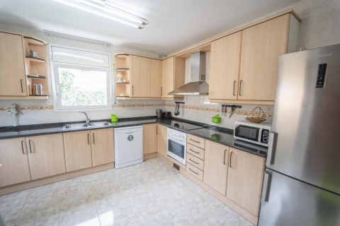 Сasa de 5 dormitorios en venta en Coma-Ruga, Tarragona, Cataluña, Spain № 1592 - foto 5