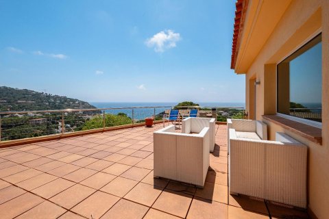 Сasa de 4 dormitorios en venta en Llafranc, Gerona, Cataluña, Spain № 1597 - foto 2