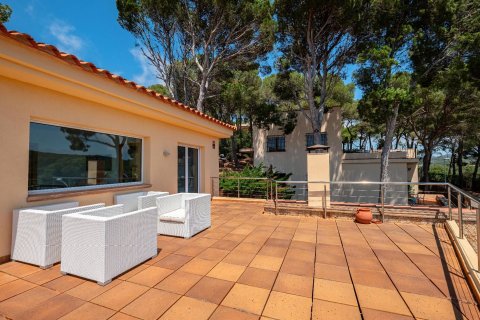 Сasa de 4 dormitorios en venta en Llafranc, Gerona, Cataluña, Spain № 1597 - foto 26