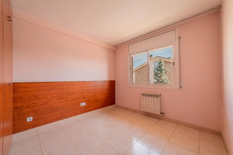 Сasa de 4 dormitorios en venta en Vilassar de Mar, Barcelona, Cataluña, Spain № 1596 - foto 16