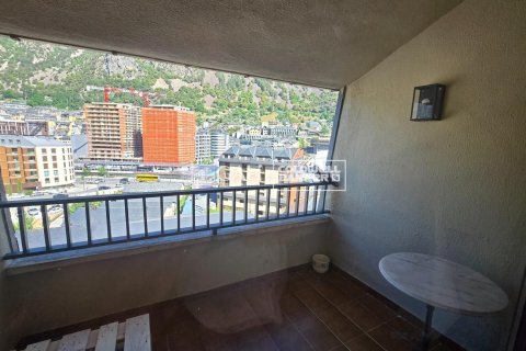 4 bedrooms penthouse for rent in Principado De Andorra (Ninguna Poblacion Tiene C.P.), Lleida, Catalonia, Spain № 7998 - photo 21