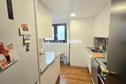 4 bedrooms penthouse for rent in Principado De Andorra (Ninguna Poblacion Tiene C.P.), Lleida, Catalonia, Spain № 7998 - photo 6