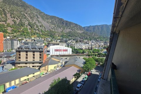 4 bedrooms penthouse for rent in Principado De Andorra (Ninguna Poblacion Tiene C.P.), Lleida, Catalonia, Spain № 7998 - photo 24