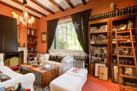 Купить дом в Барселона, Испания с 5 спален, 176м², № 7992 - фото 3