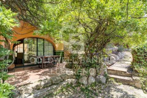 Купить дом в Барселона, Испания с 5 спален, 176м², № 7992 - фото 2