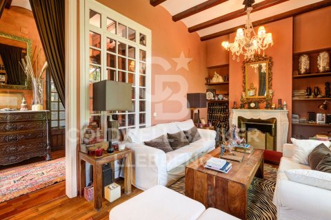 Купить дом в Барселона, Испания с 5 спален, 176м², № 7992 - фото 4