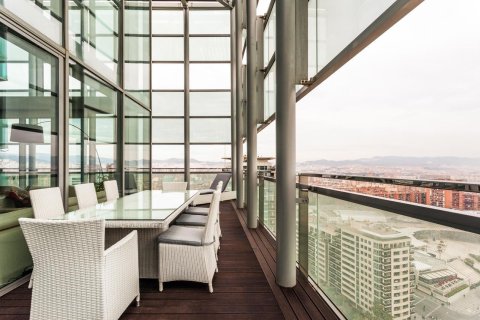 Apartamento de 3 dormitorios en venta en Diagonal Mar, Barcelona, Cataluña, Spain № 1152 - foto 27