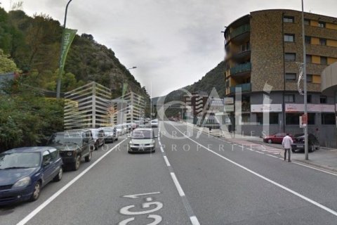 Propiedad comercial de 200 m² en alquiler en Principado De Andorra (Ninguna Poblacion Tiene C.P.), Lérida, Cataluña, Spain № 5266 - foto 10