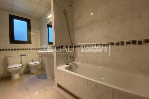 3 bedrooms apartment for rent in Principado De Andorra (Ninguna Poblacion Tiene C.P.), Lleida, Catalonia, Spain № 5270 - photo 16