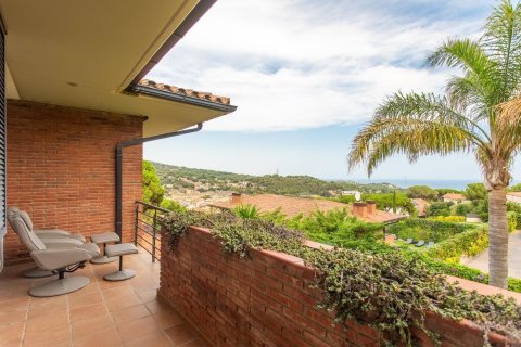 5 bedrooms house for sale in Sant Andreu de Llavaneres, Barcelona, Catalonia, Spain № 3631 - photo 7