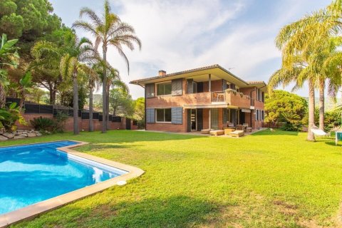 Сasa de 5 dormitorios en venta en Sant Andreu de Llavaneres, Barcelona, Cataluña, Spain № 3631