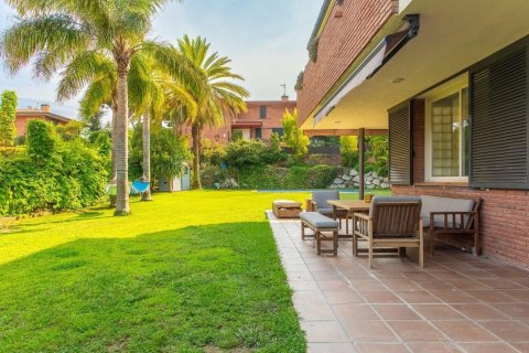 5 bedrooms house for sale in Sant Andreu de Llavaneres, Barcelona, Catalonia, Spain № 3631 - photo 3