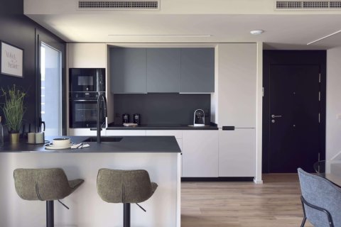 Apartamento de 2 dormitorios en venta en Sant Boi de Llobregat, Barcelona, Cataluña, Spain № 3625 - foto 14