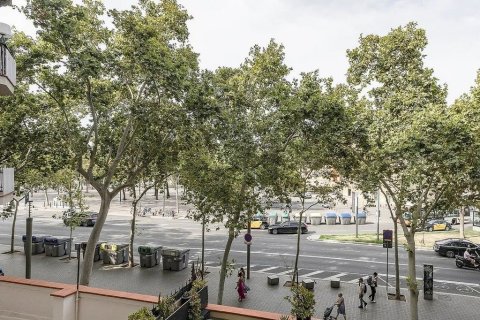 Apartamento de 2 dormitorios en venta en Barcelona, Cataluña, Spain № 3629 - foto 9
