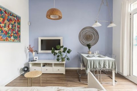 Apartamento de 2 dormitorios en venta en Barcelona, Cataluña, Spain № 3629 - foto 6