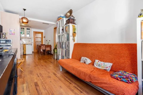 2 bedrooms apartment for sale in Barcelona, Catalonia, Spain № 3627 - photo 10