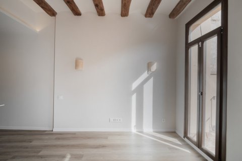 Apartamento de 3 dormitorios en venta en Barcelona, Cataluña, Spain № 3626 - foto 6