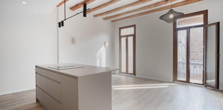 Apartamento de 3 dormitorios en venta en Barcelona, Cataluña, Spain № 3626