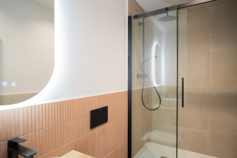 Apartamento de 3 dormitorios en venta en Barcelona, Cataluña, Spain № 3626 - foto 8