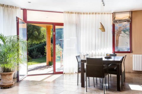 Villa de 5 dormitorios en venta en Premia De Dalt, Barcelona, Cataluña, Spain № 8505 - foto 5