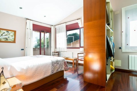 Villa de 5 dormitorios en venta en Premia De Dalt, Barcelona, Cataluña, Spain № 8505 - foto 12