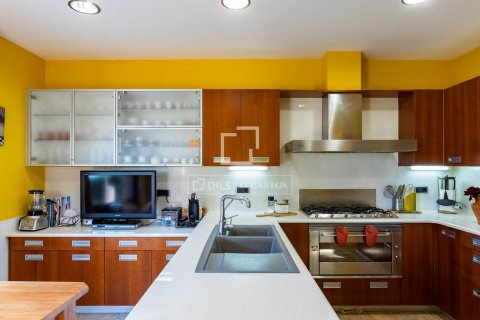 Villa de 5 dormitorios en venta en Premia De Dalt, Barcelona, Cataluña, Spain № 8505 - foto 7
