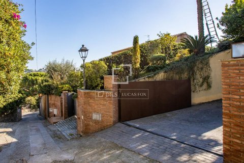 Villa de 5 dormitorios en venta en Premia De Dalt, Barcelona, Cataluña, Spain № 8505 - foto 25