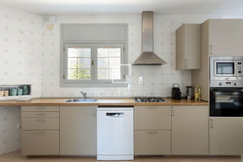 Villa de 6 dormitorios en venta en Premia De Dalt, Barcelona, Cataluña, Spain № 8498 - foto 14