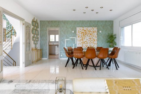 Villa de 6 dormitorios en venta en Premia De Dalt, Barcelona, Cataluña, Spain № 8498 - foto 13