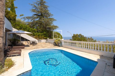 Villa de 6 dormitorios en venta en Premia De Dalt, Barcelona, Cataluña, Spain № 8498 - foto 4