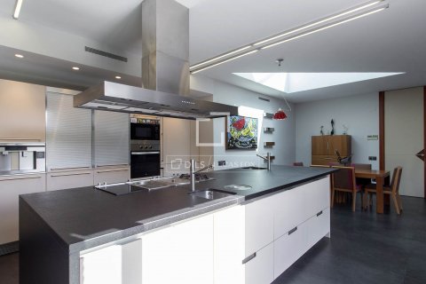 Villa de 5 dormitorios en venta en Sitges, Barcelona, Cataluña, Spain № 8499 - foto 12