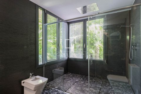 Villa de 5 dormitorios en venta en Sitges, Barcelona, Cataluña, Spain № 8499 - foto 16