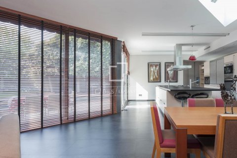 Villa de 5 dormitorios en venta en Sitges, Barcelona, Cataluña, Spain № 8499 - foto 9