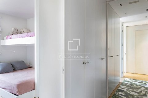 Villa de 5 dormitorios en alquiler en Barcelona, Cataluña, Spain № 8503 - foto 29