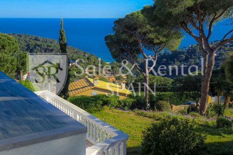 Сasa de 5 dormitorios en venta en Lloret de Mar, Gerona, Cataluña, Spain № 8920 - foto 14