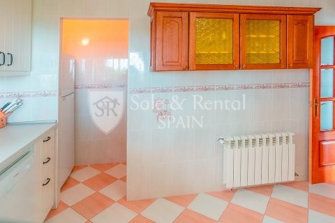 Сasa de 5 dormitorios en venta en Lloret de Mar, Gerona, Cataluña, Spain № 8920 - foto 20