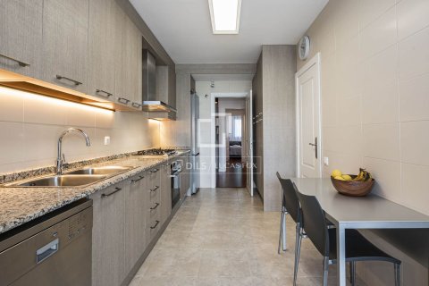 Apartamento de 3 dormitorios en venta en Sant Cugat del Vallès, Barcelona, Cataluña, Spain № 6825 - foto 15